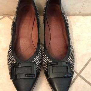 Hispanitas Black and White Pumps, size 11 (42)